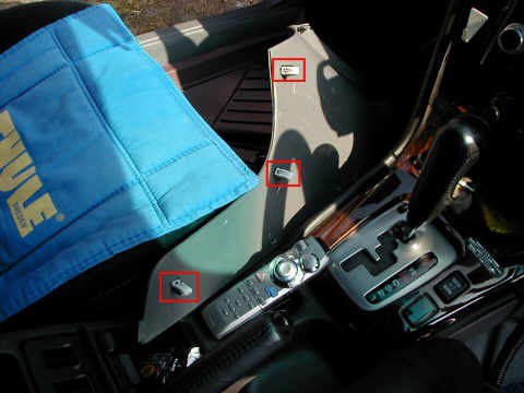 �Z���^�[�R���\�[���e�̃p�l���E���̗l�q