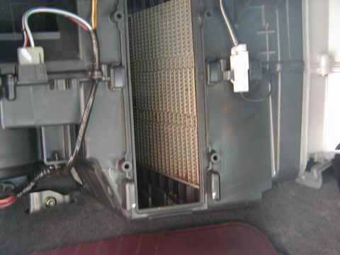 �G�A�[�t�B���^�[�E����̃X�y�[�X